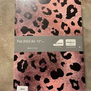 Pink cheetah print MacBook 2022